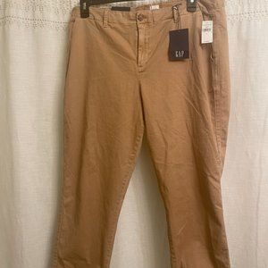GAP GIRLFRIEND CHINO NWT SIZE 16